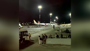 Desiatky Slovákov s deťmi prežilo na Korfu ťažké chvíle. Pre pokazené lietadlo strávili na letisku dlhé hodiny