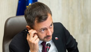 Politológ Lenč o menšinovej vláde: To, že Heger nebude žiadať parlament o dôveru, je jedným z mála správnych rozhodnutí