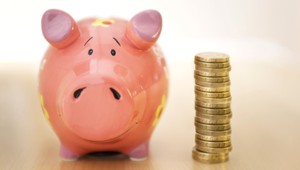 Slováci míňajú takmer pätinu svojich výdavkov na jedlo a nealkoholické nápoje