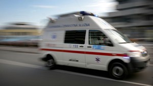 Bratislavskí záchranári ratovali muža s ranou v oblasti hrudníka