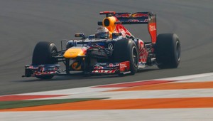 F1: V piatkových tréningoch pred VC Indie najrýchlejší Vettel