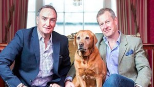 Bratranec kráľovnej Alžbety II. si zobral muža