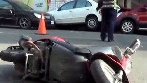 Opitý vodič zrazil nastávajúcu nevestu. Na pohreb sa priplazil na kolenách