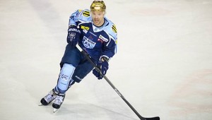 Jakub Ručkay s odmenou za najkrajší gól! Zlatá prilba na ľade žiarila