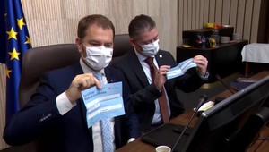 Vláda zabudla na dva dni bez sprísneného zákazu vychádzania. Problém riešila dodatočne