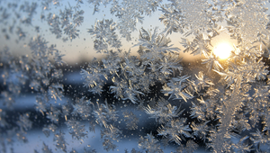 Ráno mrzlo najviac v nížinách. Na Záhorí boli chladnejšie ako na Lomnickom štíte