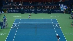 Napínavý tenis v Paríži