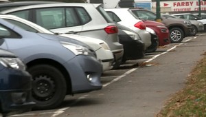 Parkovací systém Petržalky fičí na plné obrátky. Za pár dní sa zaregistrovalo viac ako 10 000 ľudí