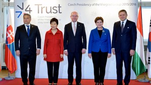 Premiéri V4 odmietajú vytvorenie minischengenu