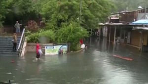 Obrovská evakuácia v Číne. Domovy muselo opustiť 127 000 ľudí