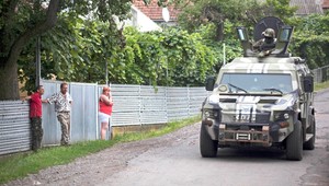 Pri streľbe v Mukačeve sa objavili české autá, jedno je kradnuté