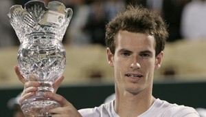 Murray exhibičným postrachom, zrušil aj Nadala