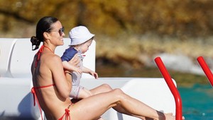 Pippa Middleton ohúrila figúrou po troch deťoch: Jej FOTO v bikinách obletelo svet