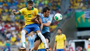 Brazíliu v semifinále Pohára konfederácií potrápil Uruguaj