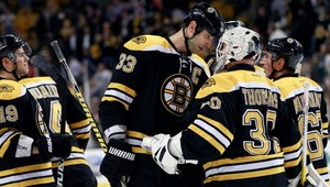 NHL: Boston ukončil sériu Ottawy, Chára dvakrát asistoval