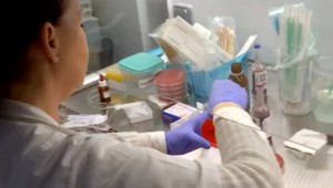 Pacienti si na diagnostiku počkajú. Nemocnice rušia niektoré oddelenia