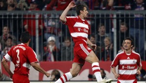 Bayern Mníchov prehral so Stuttgartom, Hannover bez Ďuricu s debaklom