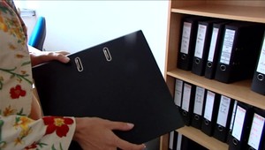 Obvineniam čelia daňoví podvodníci aj úplatní dozorcovia