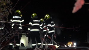 Horiaci dom: Rodina utekala pred plameňmi len v pyžamách