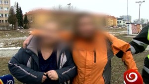 Pokračovanie kauzy opitej matky s dcérou. Jedna skončila na polícii, druhá v nemocnici