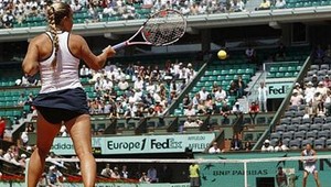 Cibulková v Paríži podrástla...