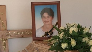 Pochovali Elenku (†29), druhú obeť kanibala z Kysaku