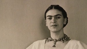 Neprehliadnuteľné obočie, bojovníčka a rebelka. Nadčasová Frida Kahlo ohuruje doteraz