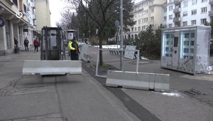 Spor o predajné stánky: Mesto hovorí o nelegálnych stavbách, majiteľ to odmieta