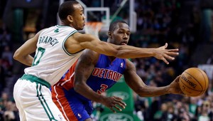 NBA: Anthonyho štyridsiatka, päťdesiata výhra Clippers