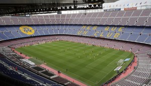 Barcelona hrala pred prázdnymi tribúnami, pre nepokoje spojené s referendom