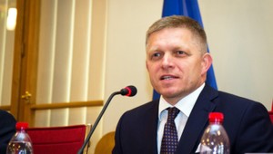 Robert Fico trvá na žalobe na európskom súde, dôvodom sú utečenecké kvóty