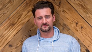 Herec Marko Igonda má škrabance na tvári. Pobil sa?!