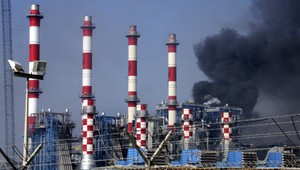 Cyprus ničí euro, môže za to výbuch elektrárne...