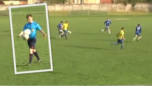 Kúzla na ihrisku. Z lopty zrazu minisnehuliak, hlava mu už nenarástla...