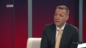 Drucker o Republike: „Sú na hranici laškovania s temnou stránkou histórie,“ povedal v Politika 24