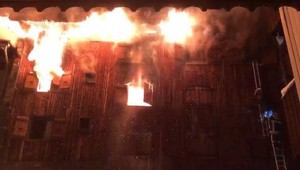 Lyžiarske stredisko v plameňoch: Ubytovňu zachvátil požiar