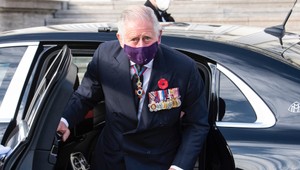 Princ Charles má problém! Pre TOTO si na neho posvieti polícia!