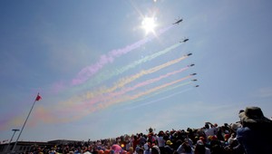 Čína vyčistila pre vojenskú prehliadku oblohu nad Pekingom, smog sa vrátil