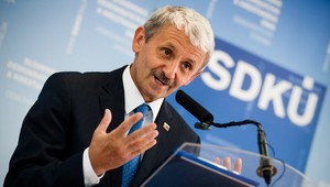 Mikuláš Dzurinda vylučuje vládu so Smerom