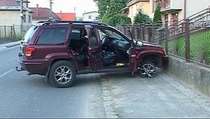 Policajná naháňačka po Bystrici kvôli sladkostiam!