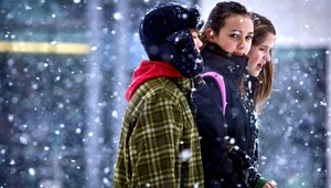 Zima bude pokračovať, mrazy vystrieda sneh