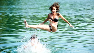 Čaká nás pekelný týždeň. Takto sa ochránite pred horúčavami