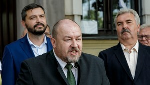 Konflikt koalície už deň "po"? Zdá sa, že SNS pôjde v parlamente proti Hlasu Petra Pellegriniho