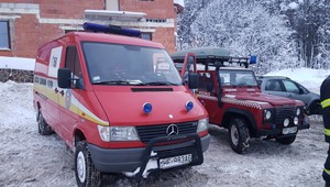 Lavína na východe zavalila lyžiarov