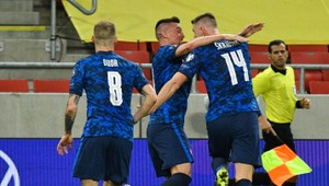 Slováci naplno zarezávajú vo Windischgarstene, už v utorok ich v Riede preveria Bulhari