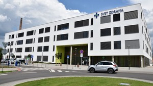 Anonymná bombová hrozba v michalovskej nemocnici sa nepotvrdila. Prevádzka beží bez obmedzení