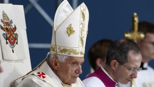 Streľba pred pápežovou omšou. V Nemecku hliadkujú stovky policajtov