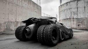 Táto replika Batmobilu je dokonalá: A nevadí ani, že je elektrická