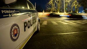 Vyčíňanie zahraničného gangu zlodejov. Ukradnúť mali drahú elektroniku aj auto