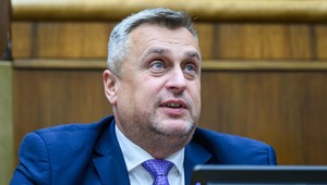 Danko si uctil obete okupácie z roku 1968 a kritizoval prítomnosť zahraničných vojakov aj dnes